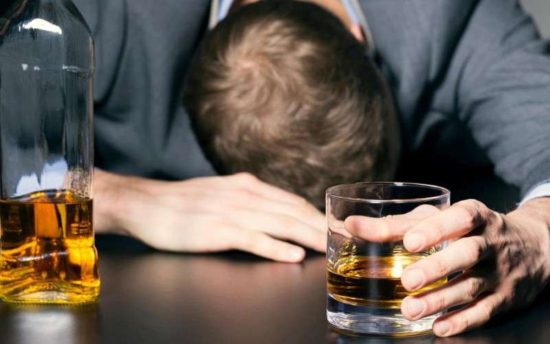 Основные признаки алкогольной зависимости
